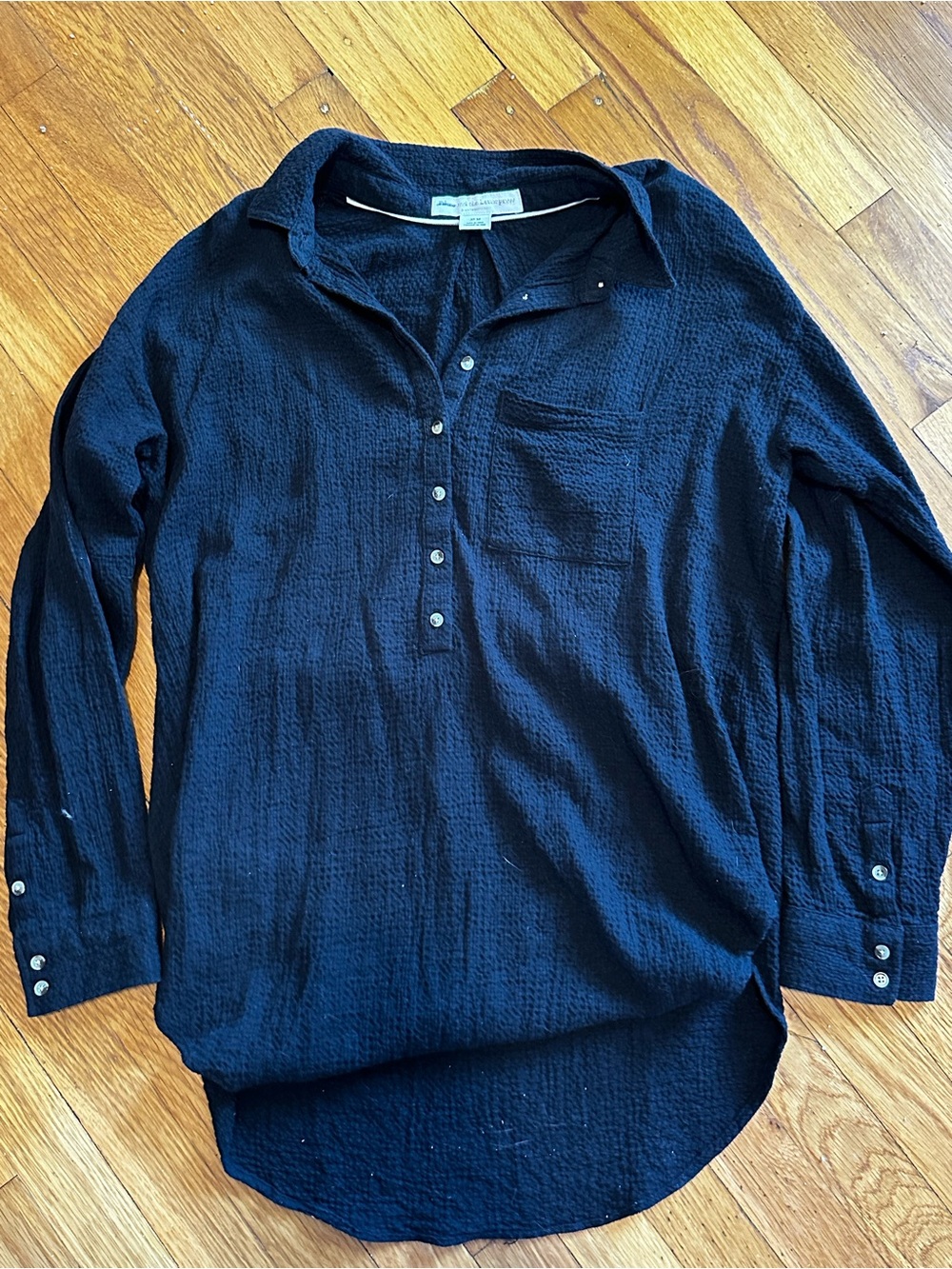 Pilcro and the Letterpress by Anthropologie Gauzy Textured Black Long Sleeved